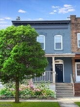 38 Willowdale Ave