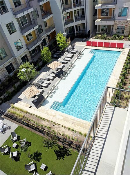 Primary Photo - 1702 E 4th St