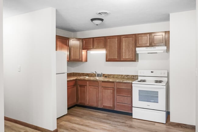 Building Photo - Northway Manor