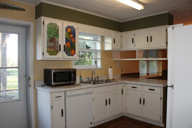 Foto del edificio - 304 Old Blue Springs Rd