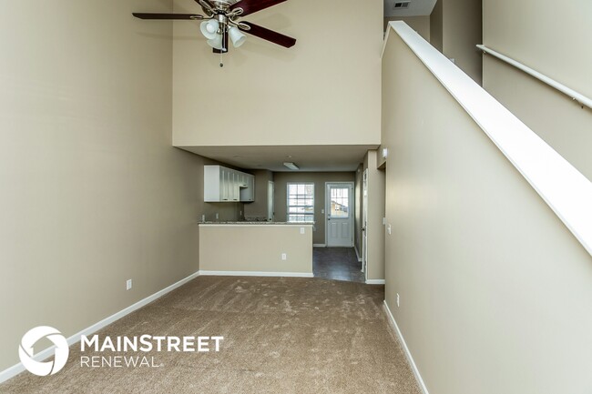Building Photo - 353 Coral Cir