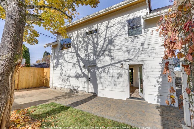 Foto del edificio - 3915 SE 68th Ave
