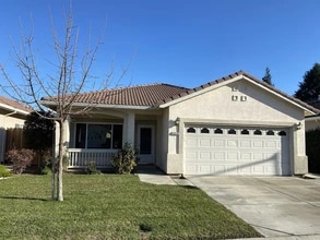 Building Photo - 3370 Spring Garden Dr