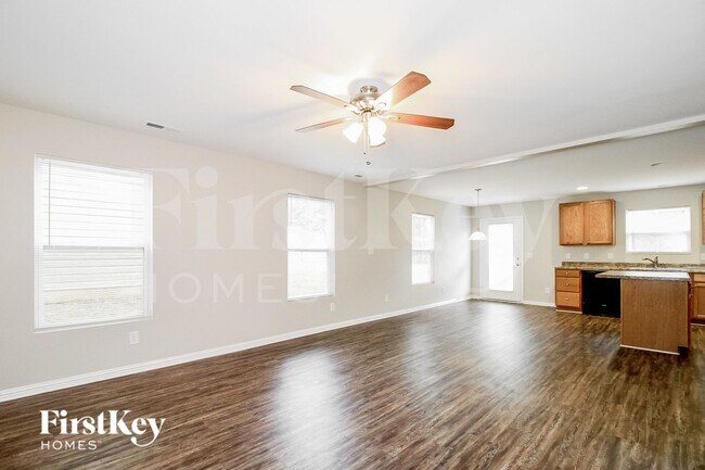 Foto del edificio - 4300 Oak Pointe Dr