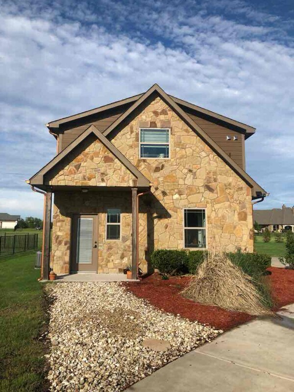 Foto principal - 1640 Winding Creek Ln