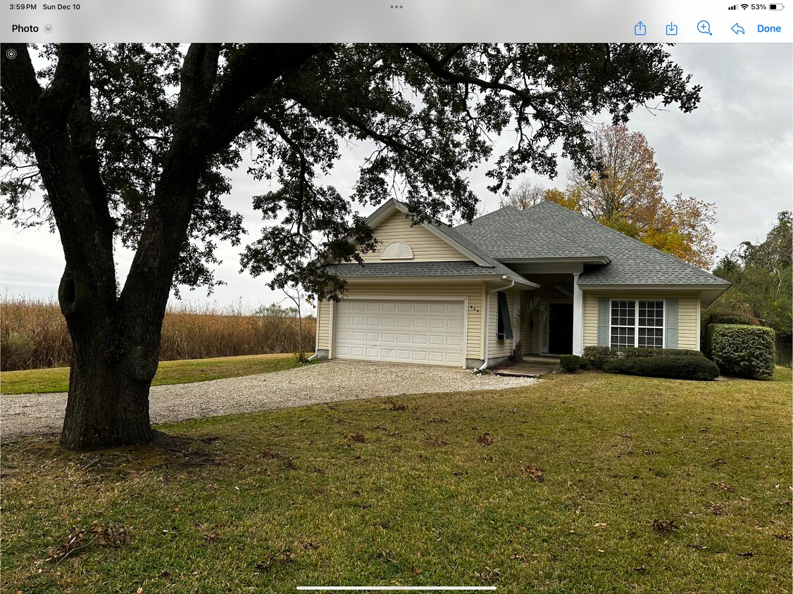 Primary Photo - 620 Marshview Ln