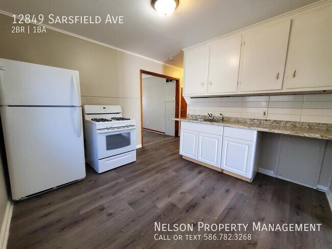 Building Photo - 12849 Sarsfield Ave