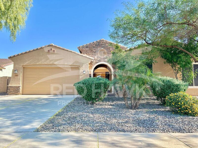 Foto principal - 3567 E Chestnut Ln