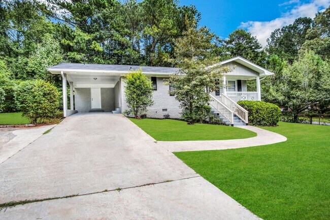 Building Photo - 6263 Green Acres Dr Sw
