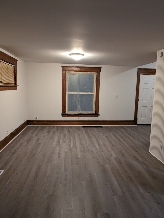 Foto del edificio - 413 Cherry Ave