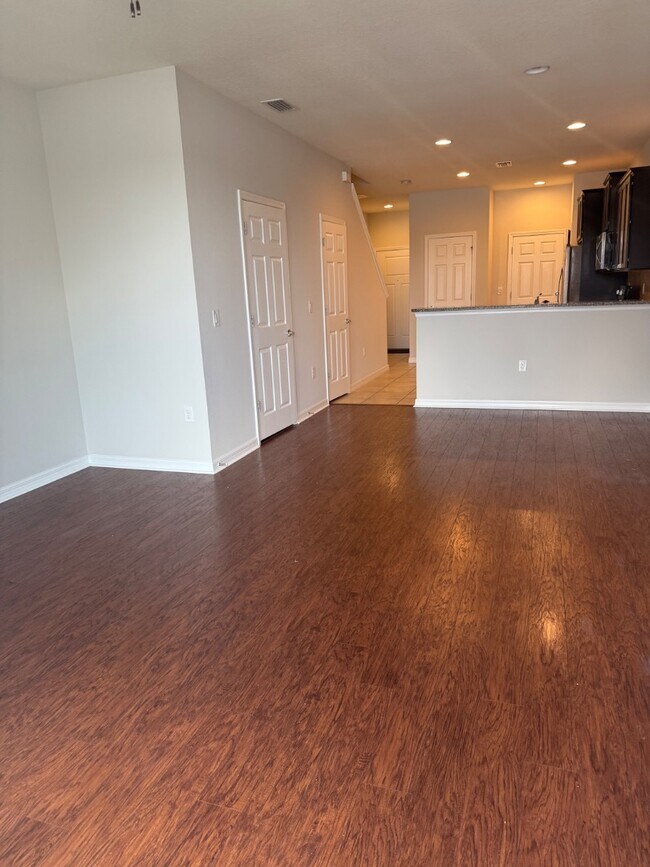 Foto del edificio - 9210 Hillcroft Dr