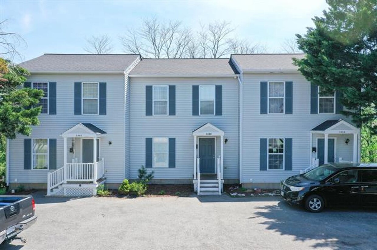 Primary Photo - 3-Level Townhome in Waynesboro