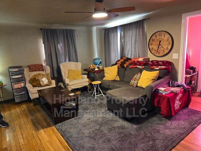 Foto del edificio - 1160 NE Lake St