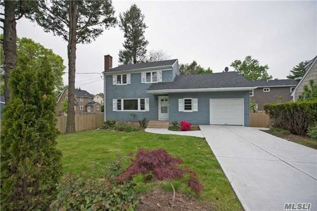 Building Photo - 1350 Oyster Bay Rd