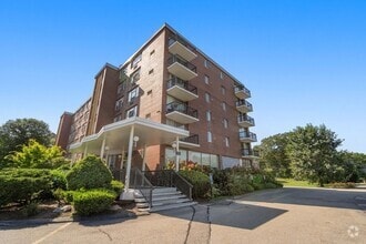 Building Photo - 20 Hammond Pond Pkwy