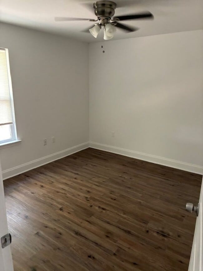Foto del edificio - 1210 Booker St