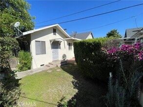 Building Photo - 449 N 8th Ave