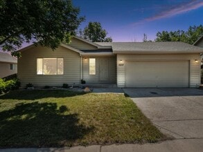 Building Photo - 1637 Bayberry Cir