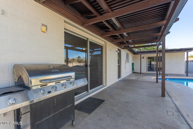 Foto del edificio - 1874 E Geneva Dr