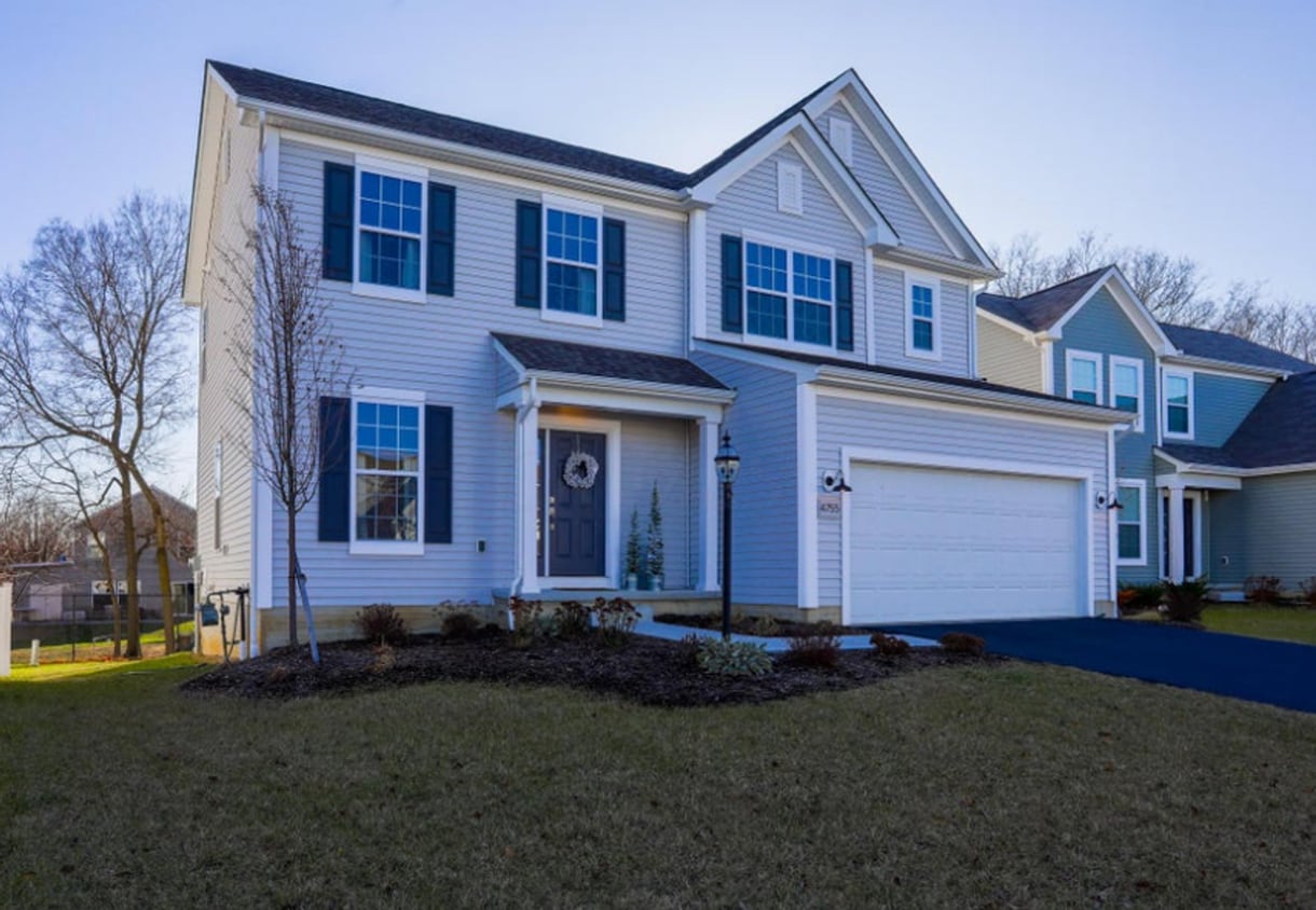 Building Photo - Luxury Living in Minerva Park! Coming Soon!