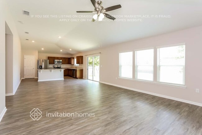 Foto del edificio - 12357 Golden Bell Dr