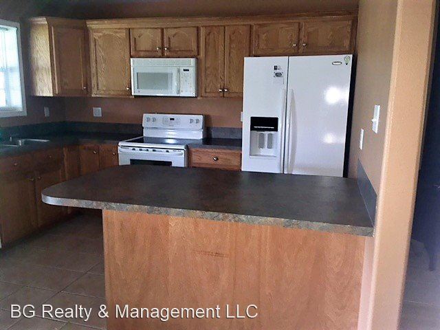 Foto del edificio - 2 br, 2 bath House - 1329 W Gloria Switch Rd