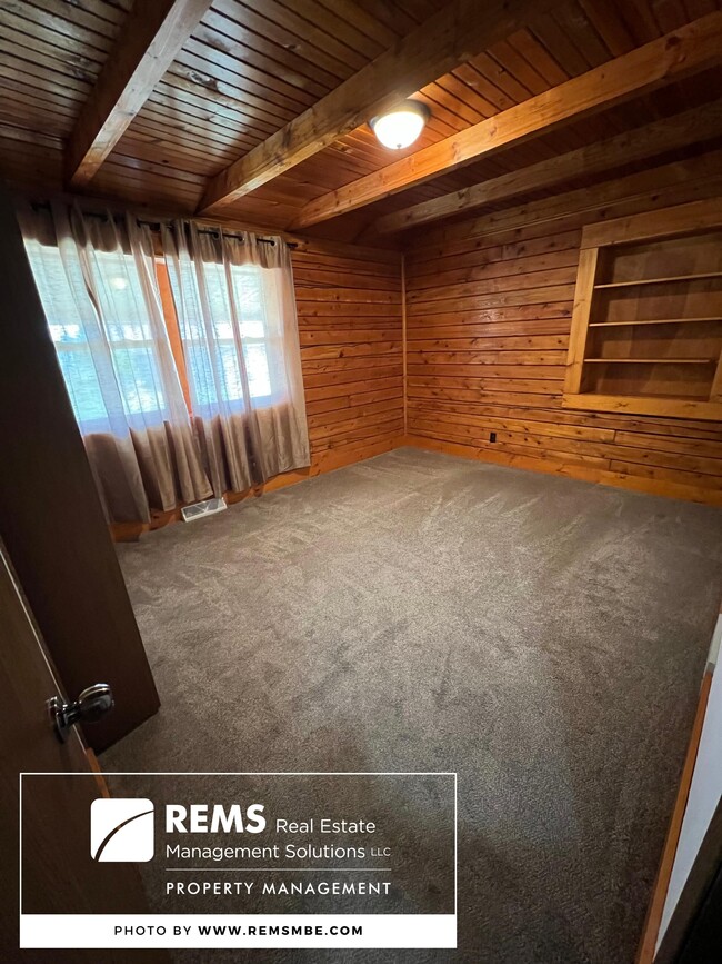 Foto del edificio - 43529 County Rd W
