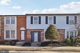 Building Photo - 5555 First Statesman Ln