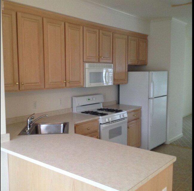 Foto del edificio - 28503 Pinehurst Cir