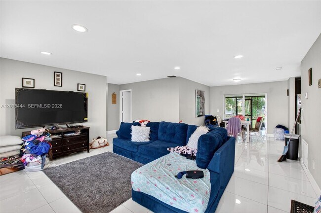 Foto del edificio - 10850 Eureka St
