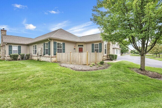 Foto del edificio - 7465 Red Maple Pl