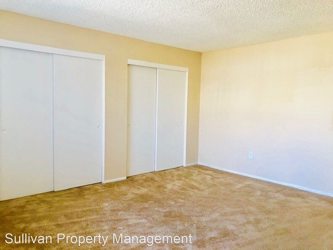 Building Photo - 8172 Ellis Ave