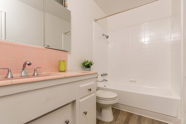 Foto del edificio - 2849 Waverly Dr