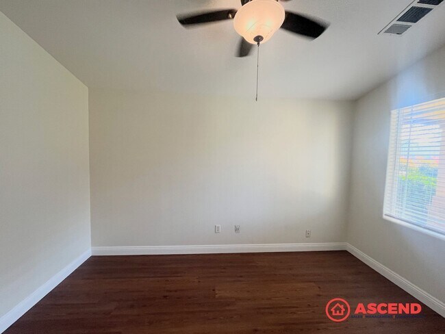 Foto del edificio - Charming 3-Bedroom in Southwest!