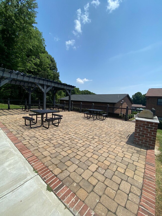 Foto del edificio - 3 Bedroom