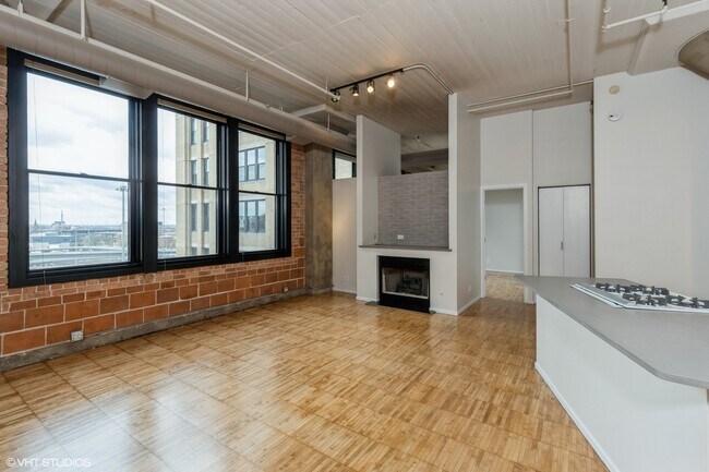 Foto del edificio - 728 W Jackson Blvd