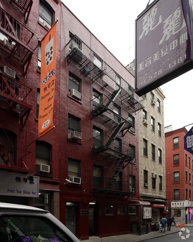 Primary Photo - 13-15 Pell St