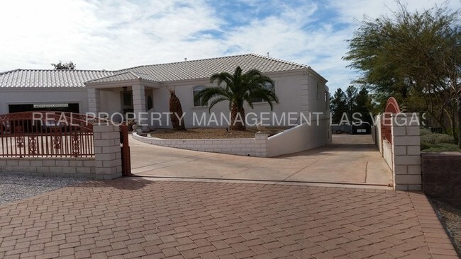 Foto del edificio - 736 Kiel St