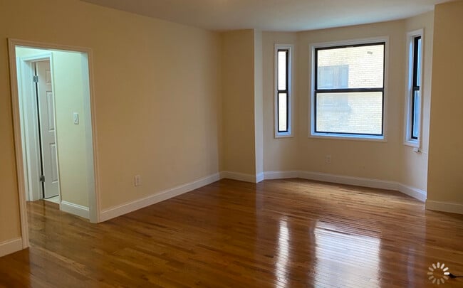 Building Photo - 725 W 172nd St