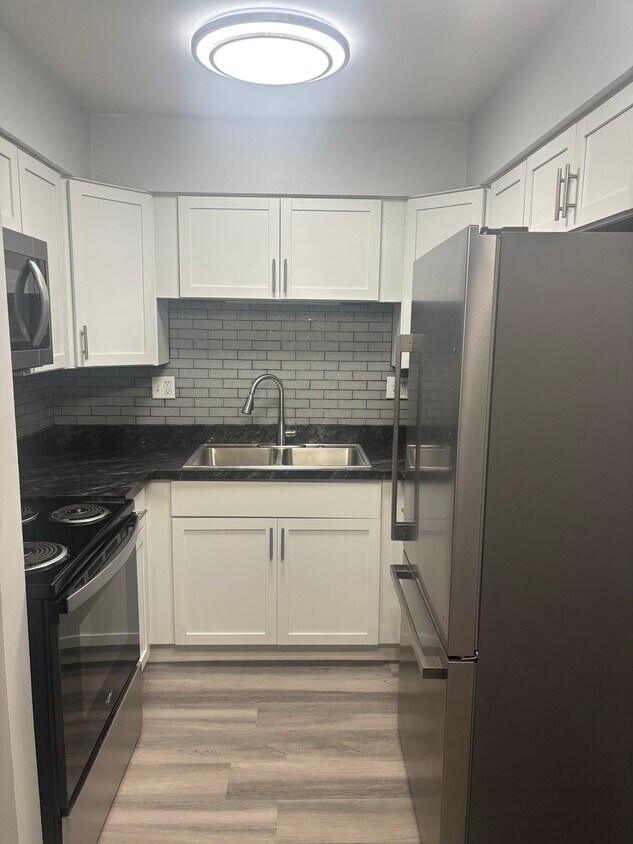 Photo - 7232 Randolph St (Forest Park, IL)