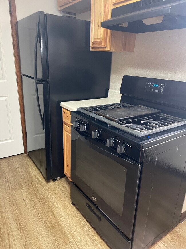 kitchen - 743 Camden Pl