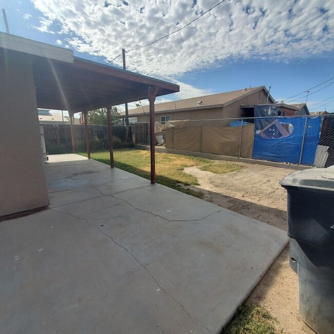 Foto del edificio - Cozy 2 BR in Brawley