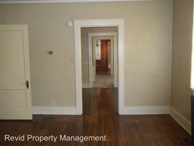 Building Photo - 791 Maury St