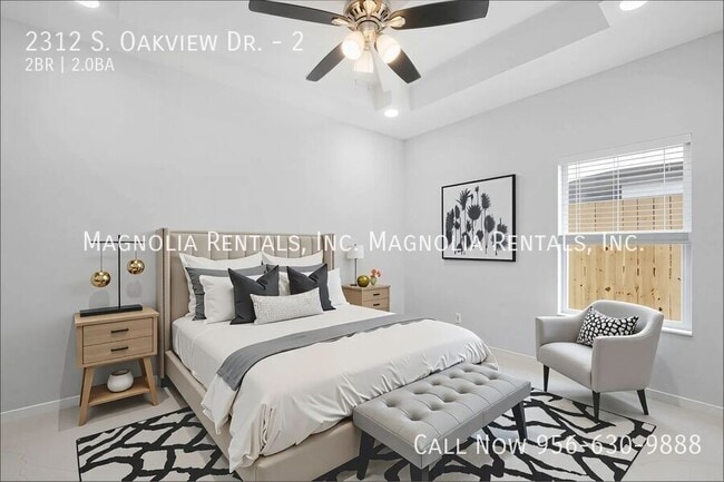 Building Photo - 2312 S Oakview Dr