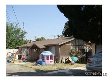 Foto del edificio - 4346-4348 Peck Rd