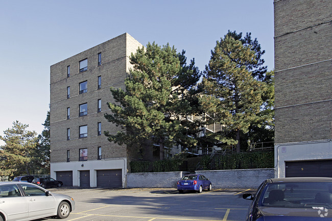 Primary Photo - Crown Hill Place