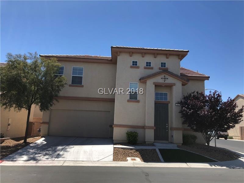 Primary Photo - 3 BEDROOM HOME IN GATED COMMUNITY WITH COM...