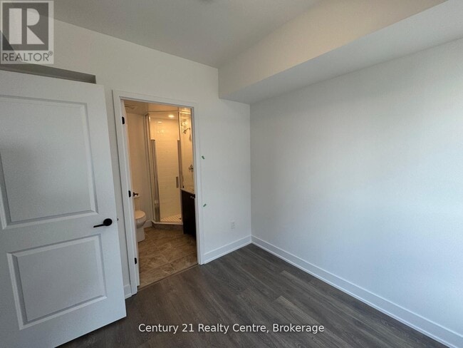 Building Photo - 2333 Khalsa Gate