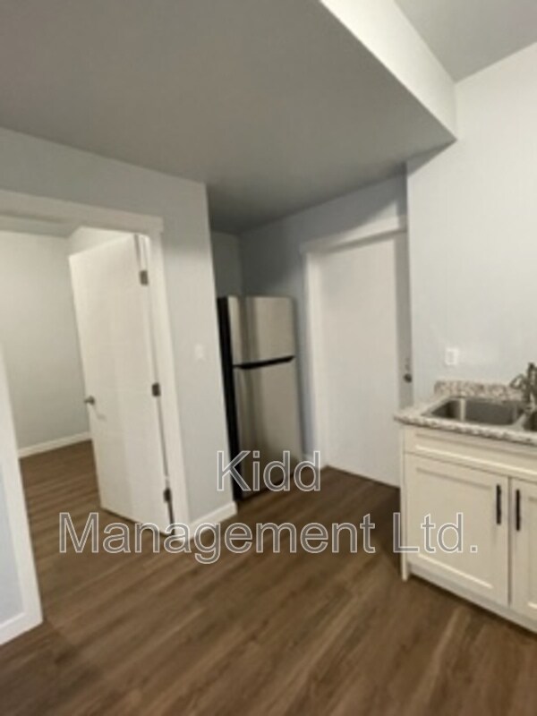 Photo du bâtiment - 6285-B-6285 Monterey Rd W
