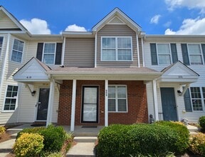 Building Photo - 608 Grasswren Way